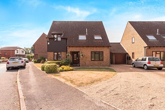 3 Bedroom House To Rent In Old Orchard, Park Street, St Albans, Herts, AL2