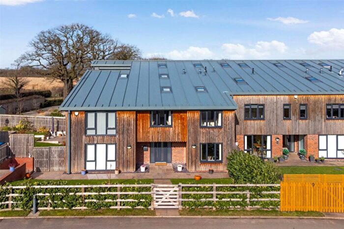 5 Bedroom Mews For Sale In Ash Hey Lane, Picton, Chester, Cheshire, CH2