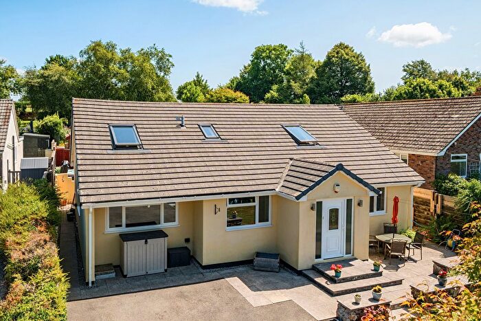 4 Bedroom Detached Bungalow For Sale In Trefinnick Road, Bray Shop, Callington, PL17