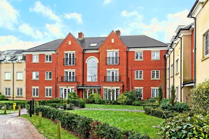 2 Bedroom Flat To Rent In Greenhill, Twyford, Banbury, OX17