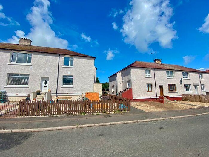 3 Bedroom Flat For Sale In Cairnfield Avenue, Maybole, KA19