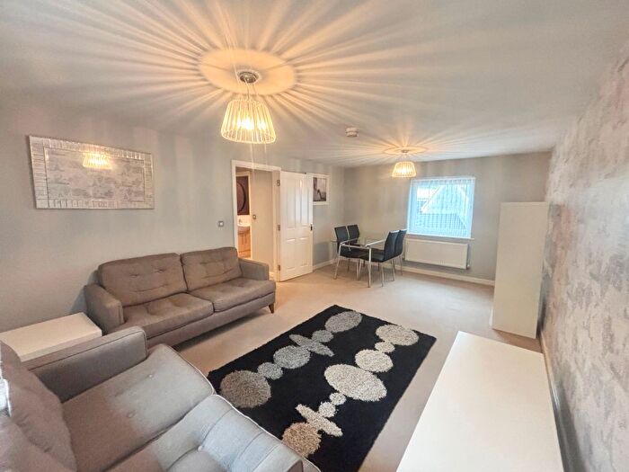 2 Bedroom Flat For Sale In Phoebe Road, Pentrechwyth, Swansea, SA1