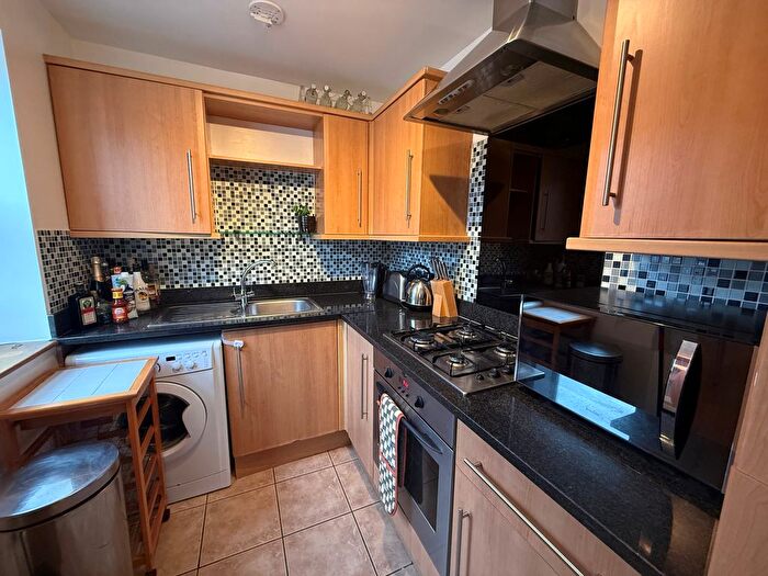 2 Bedroom Flat To Rent In Lorne Park Road, Bournemouth, BH1