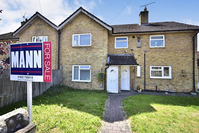 2 Bedroom Maisonette For Sale In Queensway, Detling, Maidstone, Kent, ME14