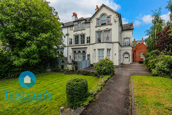 1 Bedroom Apartment For Sale In Pelham Crescent, Nottingham, NG7