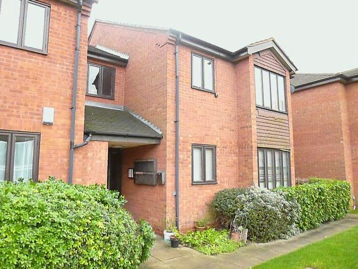 Studio To Rent In Tasker Close, Harlington, Hayes UB3