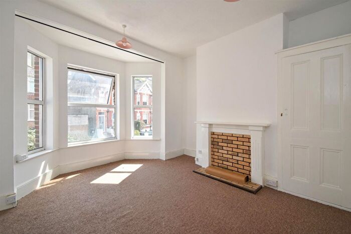 1 Bedroom Flat To Rent In Emmanuel Road, Hastings, TN34