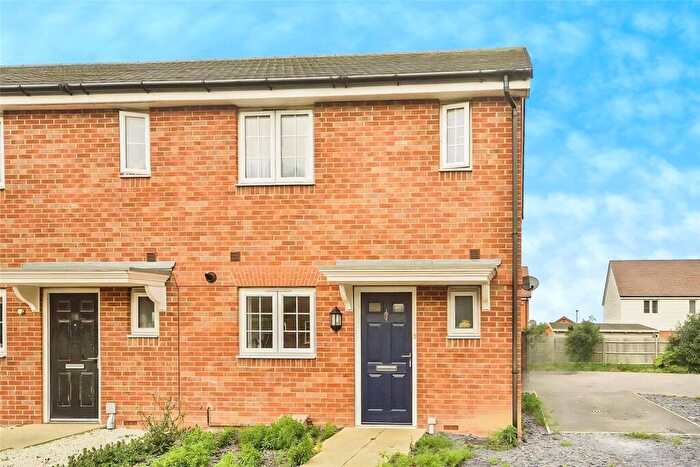 2 Bedroom End Of Terrace House To Rent In Hyton Drive, Deal, Kent, CT14