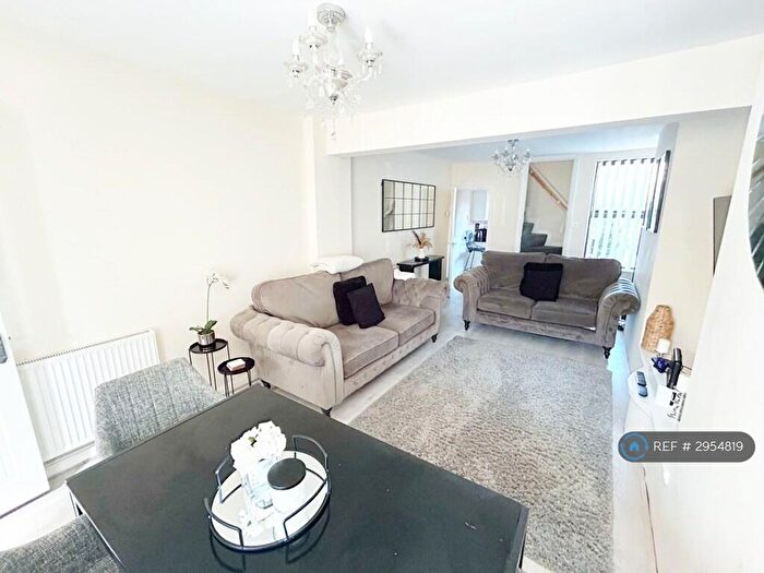 3 Bedroom Terraced House To Rent In Alston Road, Ipswich, IP3