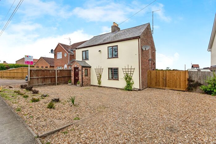 3 Bedroom Detached House For Sale In Leverington Common, Leverington, Wisbech, PE13
