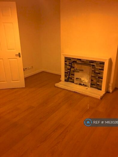 1 Bedroom Flat To Rent In High Street, Ingatestone, CM4