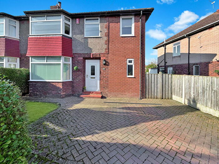 3 Bedroom Semi Detached House For Sale In Knowe Park Avenue, Carlisle, CA3