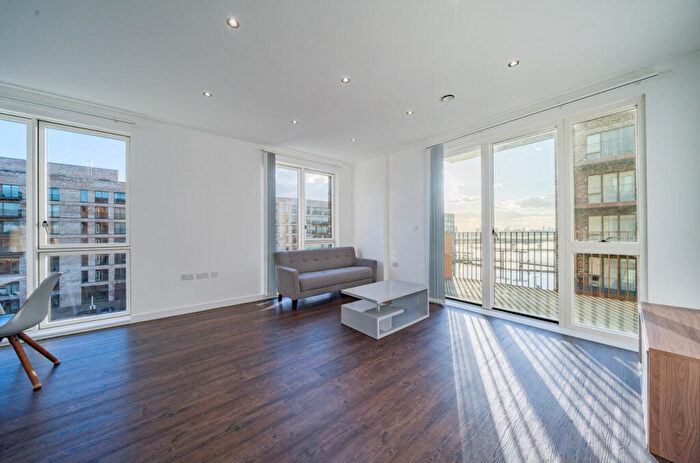 2 Bedroom Apartment To Rent In Shackleton Way, London, E16