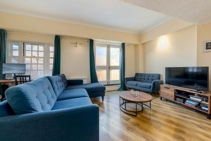 1 Bedroom Flat To Rent In Bridewell Place, London, E1W