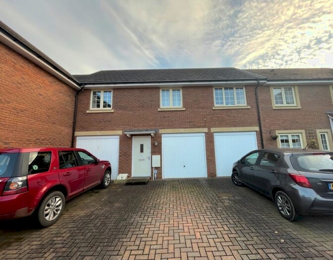 2 Bedroom Terraced House To Rent In Willson Close, Wells, BA5