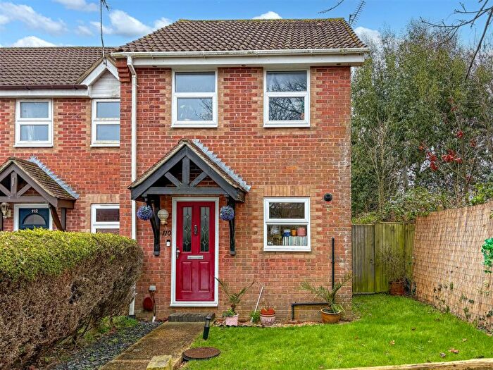 2 Bedroom End Of Terrace House For Sale In Guildford Road, Rustington, Littlehampton, BN16