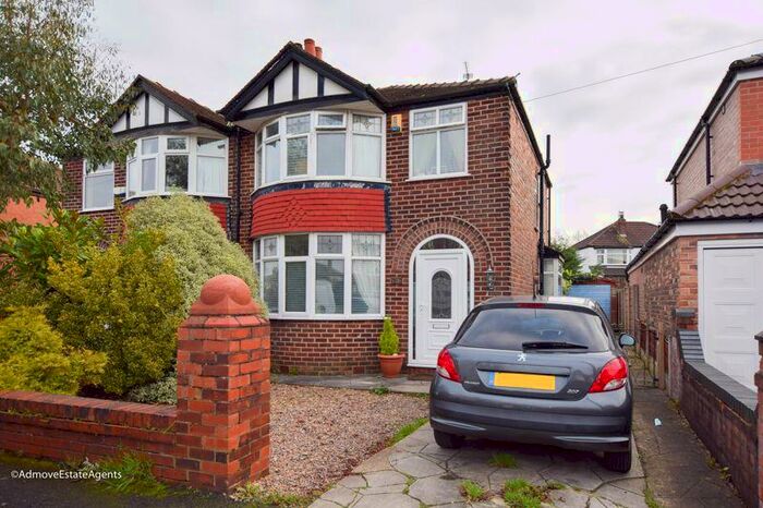3 Bedroom Semi-Detached House To Rent In Pulford Road, Sale, M33