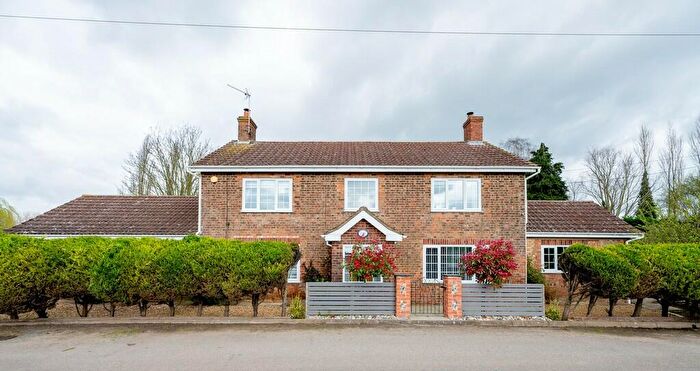 4 Bedroom Detached House For Sale In Tipps End, Welney, PE14