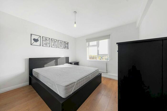 2 Bedroom Flat To Rent In Melody Road, Wandsworth, London, SW18