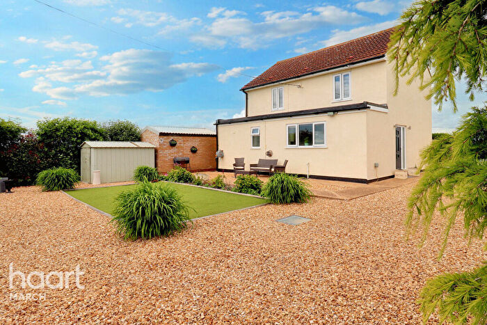 3 Bedroom Detached House For Sale In Benwick Road, Whittlesey, PE7