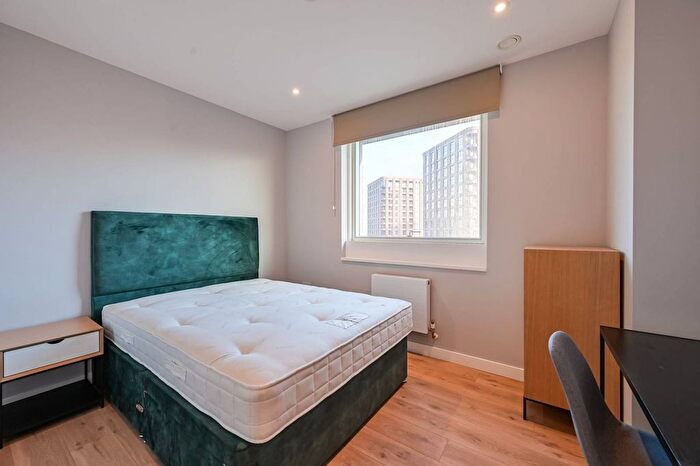 2 Bedroom Flat To Rent In Hightail Point, East Village, Stratford, London, E20