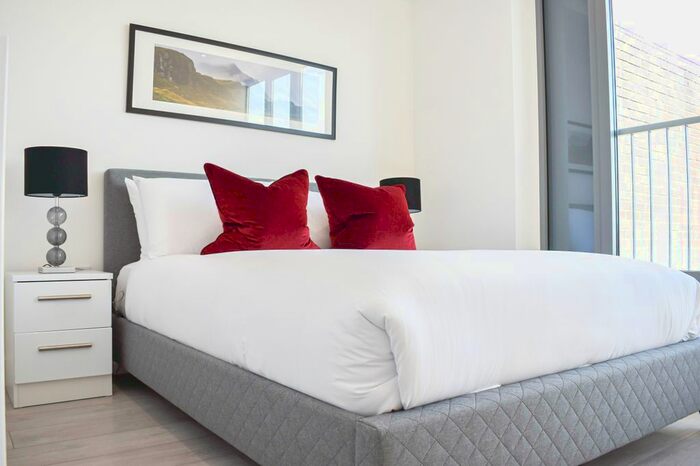 1 Bedroom Flat To Rent In Carlton House, New London Road, Chelmsford, Essex, CM2