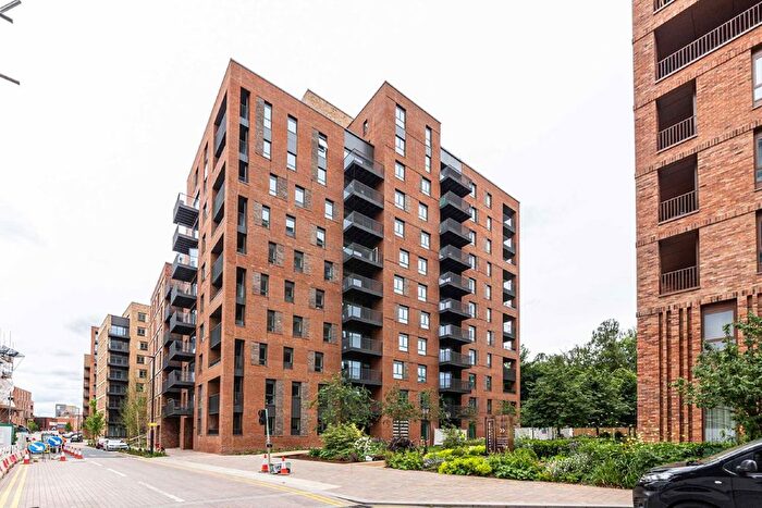1 Bedroom Flat For Sale In Mary Neuner Road, London, N8