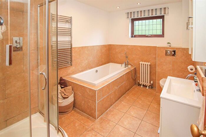 4 Bedroom Detached House For Sale In Rectory Chase, Doddinghurst, Brentwood, CM15