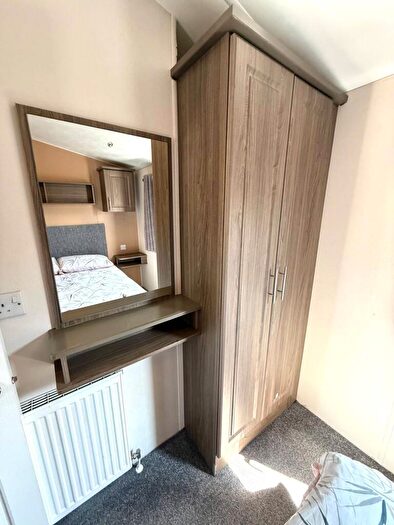 2 Bedroom Caravan For Sale In Carr Lane, Middleton, Morecambe, LA3