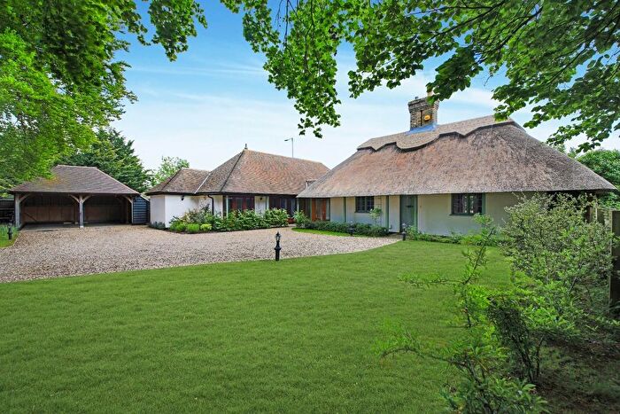 4 Bedroom Detached Bungalow To Rent In Shelford Bottom, Cambridge, CB22