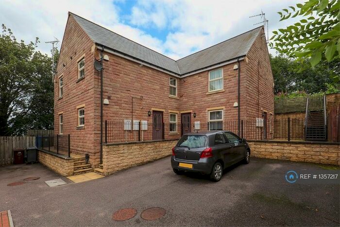 2 Bedroom Flat To Rent In Moss House Court, Sheffield, S20