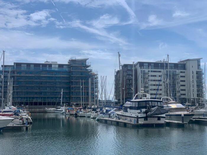 2 Bedroom Flat To Rent In Midway Quay, Eastbourne, BN23