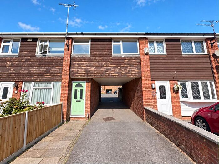 1 Bedroom Flat To Rent In Bramble Drive, NG3