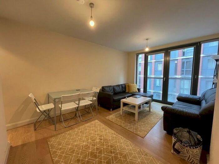 1 Bedroom Apartment To Rent In Southside, St John's Walk, Birmingham, B5