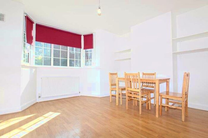 2 Bedroom Property To Rent In East End Road, London, N3