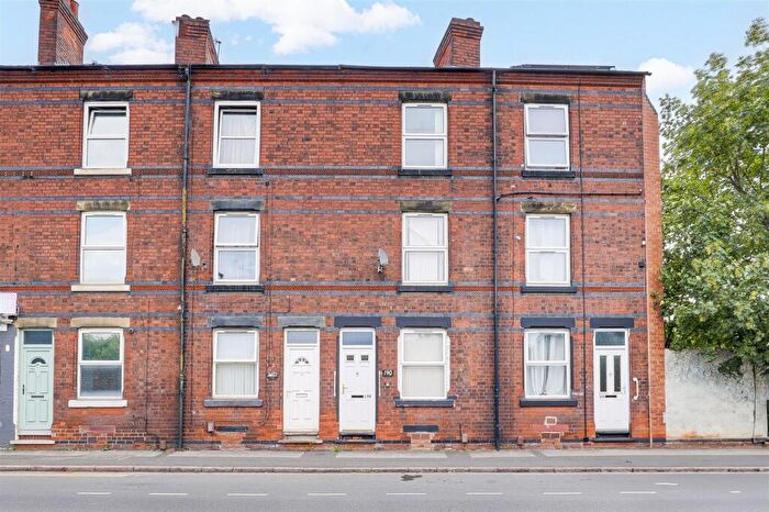 3 Bedroom Terraced House For Sale In Vernon Road, Nottingham, NG6