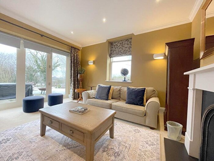 6 Bedroom Detached House To Rent In Harrogate Road, North Rigton, LS17
