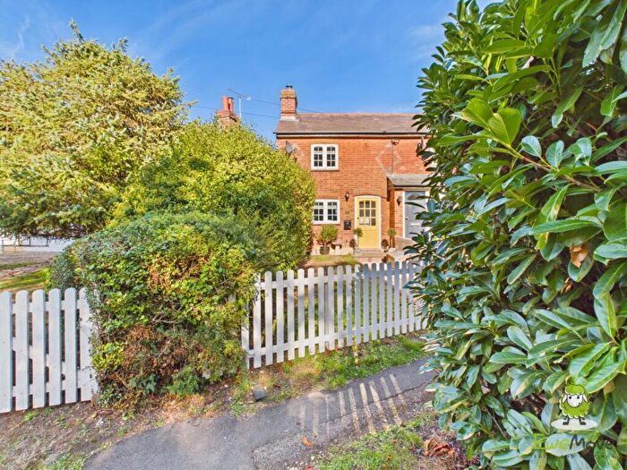 2 Bedroom Semi-Detached House For Sale In Bramley Road Sherfield-on-Loddon, Sherfield-on-Loddon, Hook, Hampshire, RG27