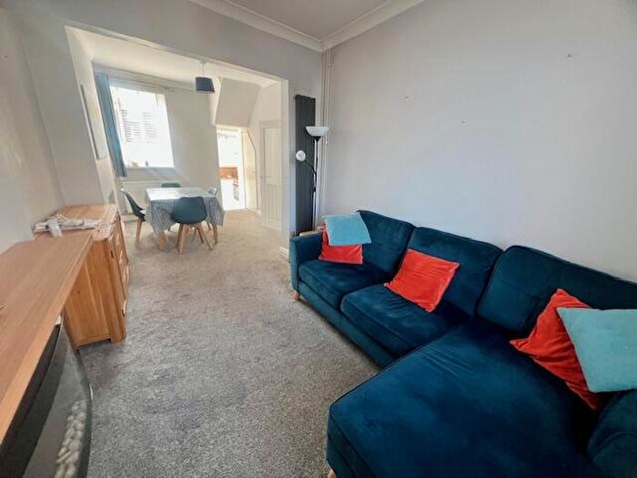 2 Bedroom House To Rent In Dorset Street, Grangetown, CF11