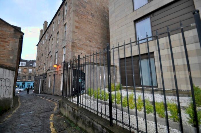 1 Bedroom Flat To Rent In Broughton Street, Broughton, Edinburgh, EH1