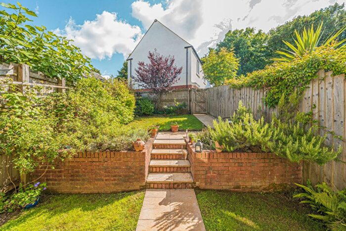 3 Bedroom Semi-detached House For Sale In Moyles Park, Modbury, PL21