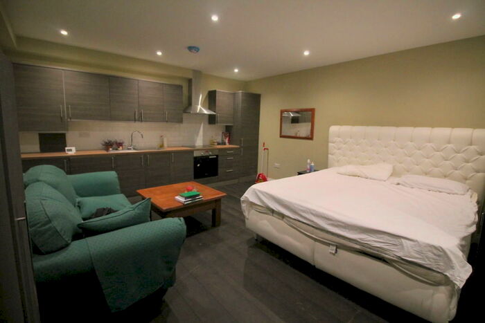 Studio To Rent In Holloway Road, Studio, N7