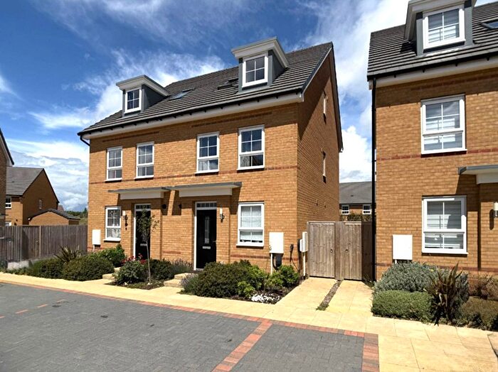 4 Bedroom Semi Detached House For Sale In Bonadventure Avenue, Brooklands, Milton Keynes, MK10