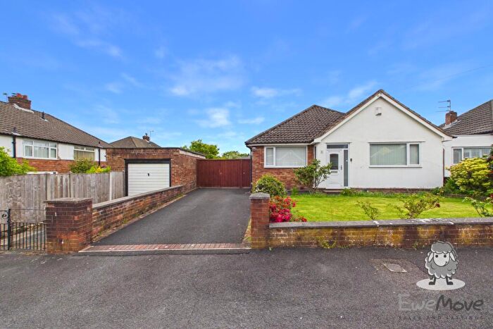 3 Bedroom Detached Bungalow For Sale In Ribble Avenue Rainhill, Rainhill, Prescot, Merseyside, L35