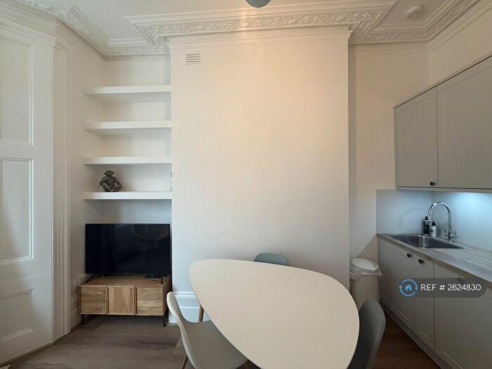 1 Bedroom Flat To Rent In Kentish Town, London, NW5