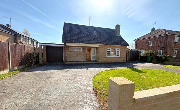 2 Bedroom Detached House To Rent In Studfall Avenue, Corby, NN17