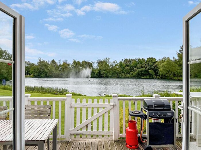 3 Bedroom End Of Terrace House For Sale In Isis Lakes, Spine Road, South Cerney, GL7