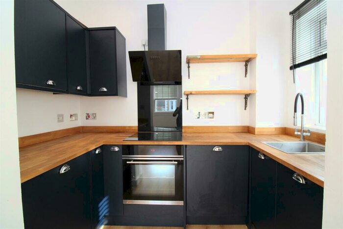 1 Bedroom Flat To Rent In Westbourne Villas, Hove, BN3