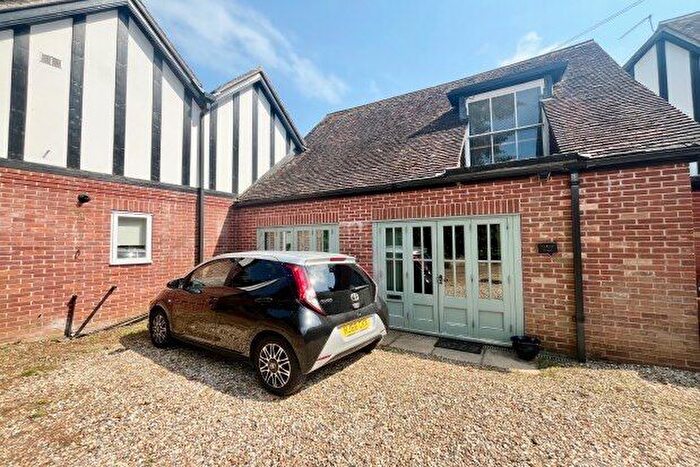 1 Bedroom Flat To Rent In Canford Magna, Wimborne, BH21