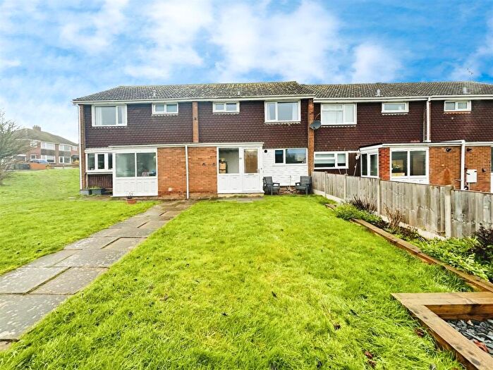 3 Bedroom Terraced House For Sale In Mallory Road, Bishops Tachbrook, Leamington Spa, CV33